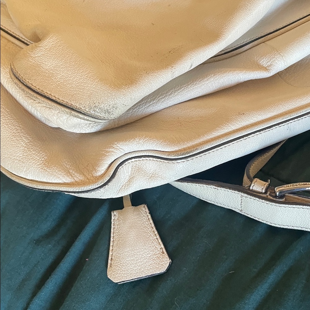 Dolce & Gabbana Miss Catch cream leather bag - Picture 15 of 16